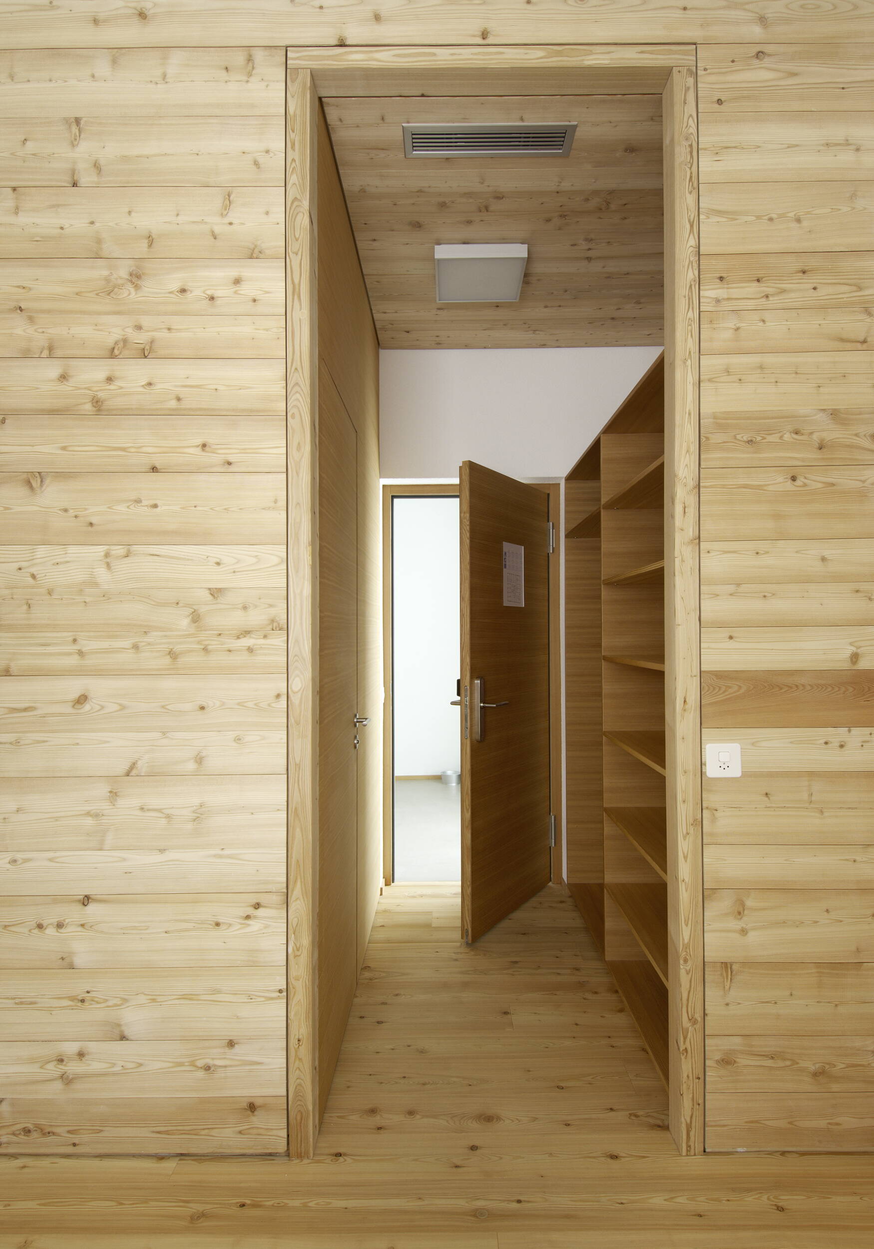 jh_dsc0870_1.jpg jh_dsc0870_1.jpg