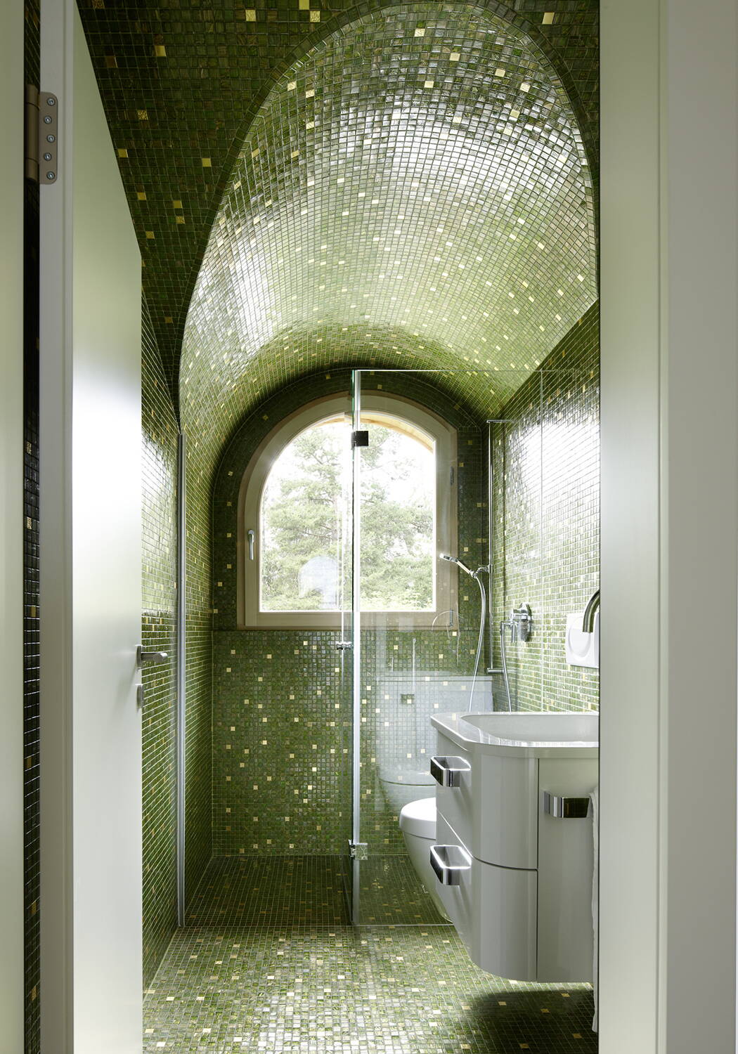 08_batschwaroff_sent_015.jpg 08_batschwaroff_sent_015.jpg